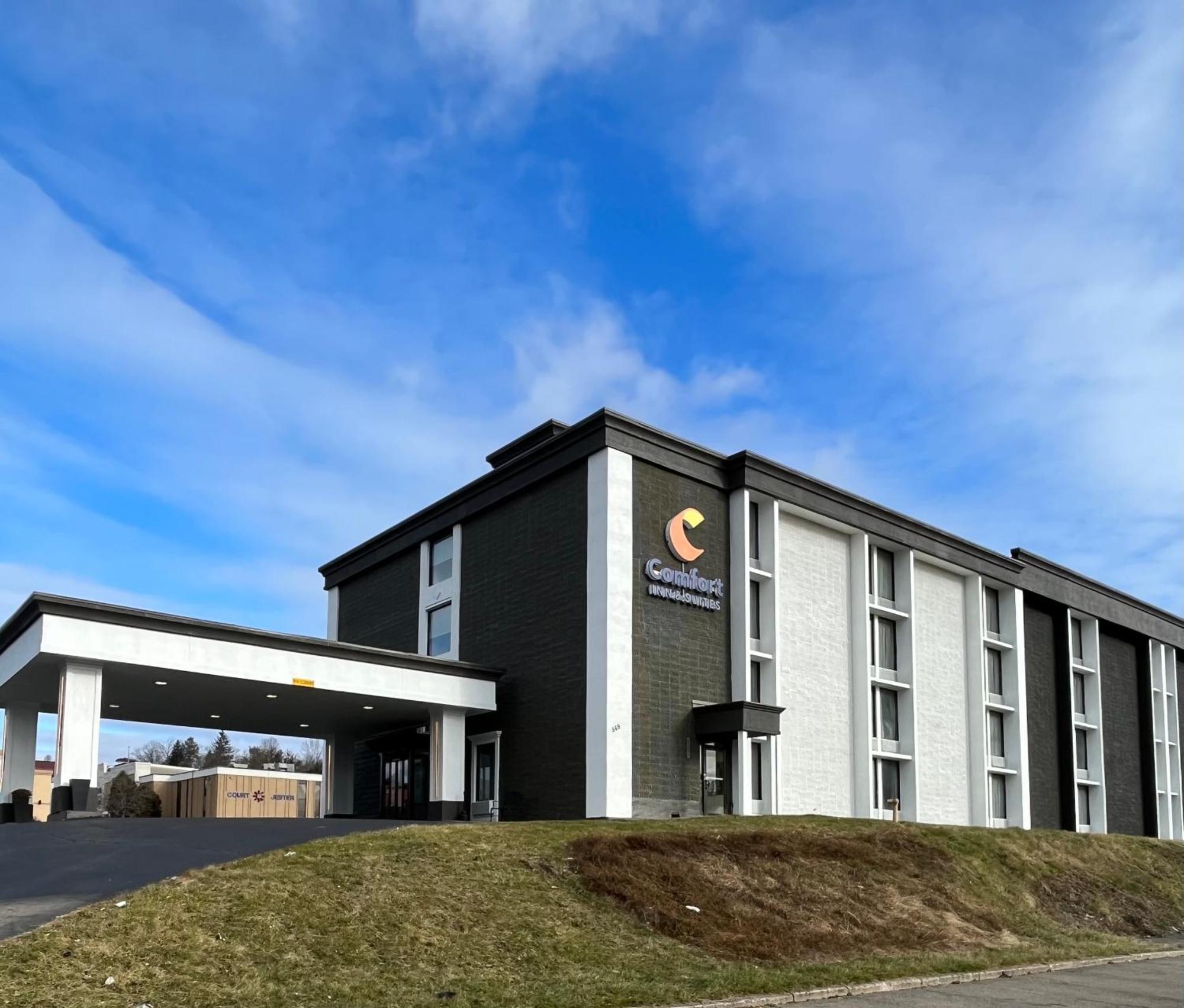 Baymont By Wyndham Johnson City/Binghamton Екстер'єр фото